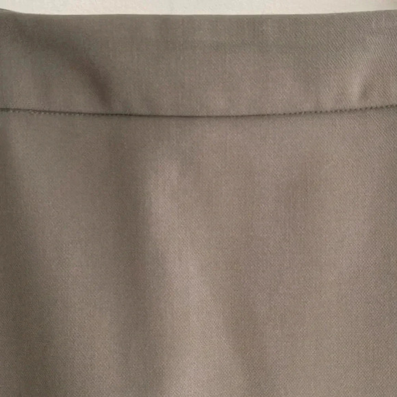 H&M Olive Green A-Line Skirt with Gold Buttons, Skirt for Work, Size 10 - Picture 6 of 16